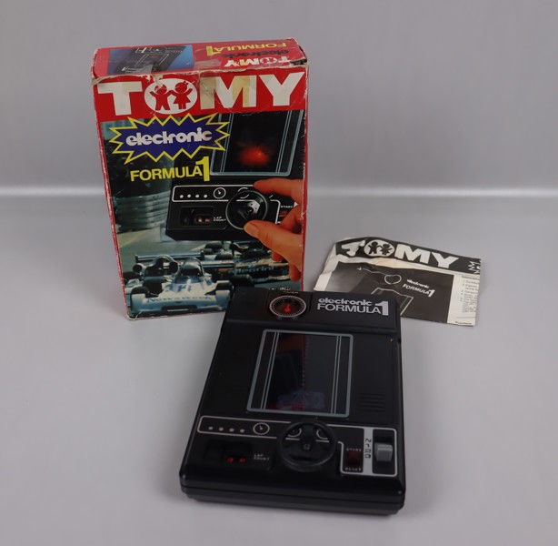 Tomy Electronic Formula 1 bilspel i plast