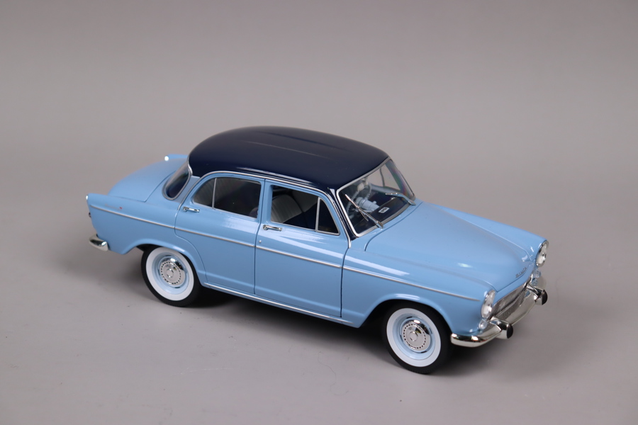 Norev, 1960 Simca Aronde P60 Montlhery, 1:18