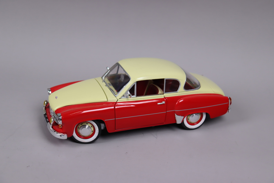 Revell, 1959 Wartburg 311 coupe, 1:18