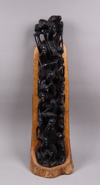 Makonde skulptur, troligen Tanzania, "Livets träd /Familjeträd i ebenholts, 1900-tal