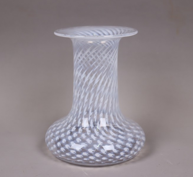 Bertil Vallien, Kosta Boda, "Cirrus", vas i glas