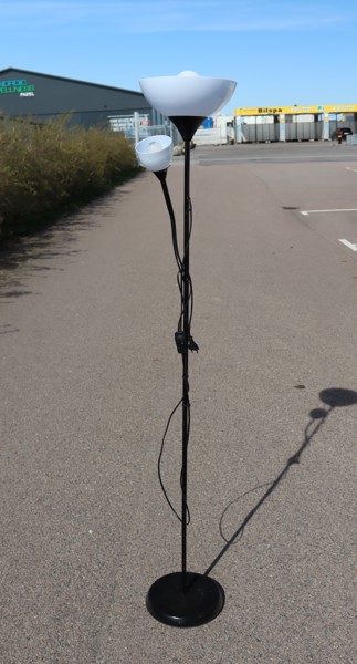 Golvlampa, 2 ljuskällor