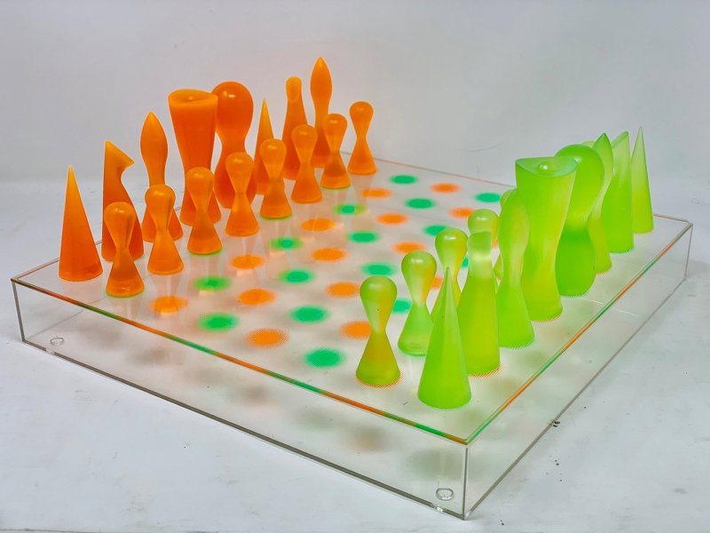 Bozart, Karim Rashid Chess set