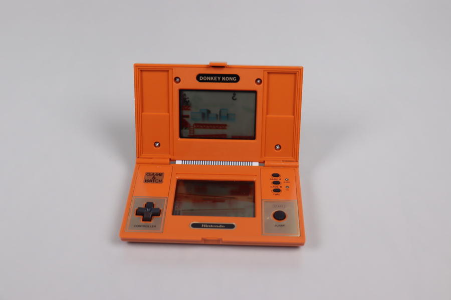 Nintendo Game & Watch, Donkey Kong, 1982