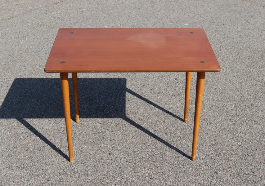 Alberts, Tibro, sidobord i teak, 1960-tal