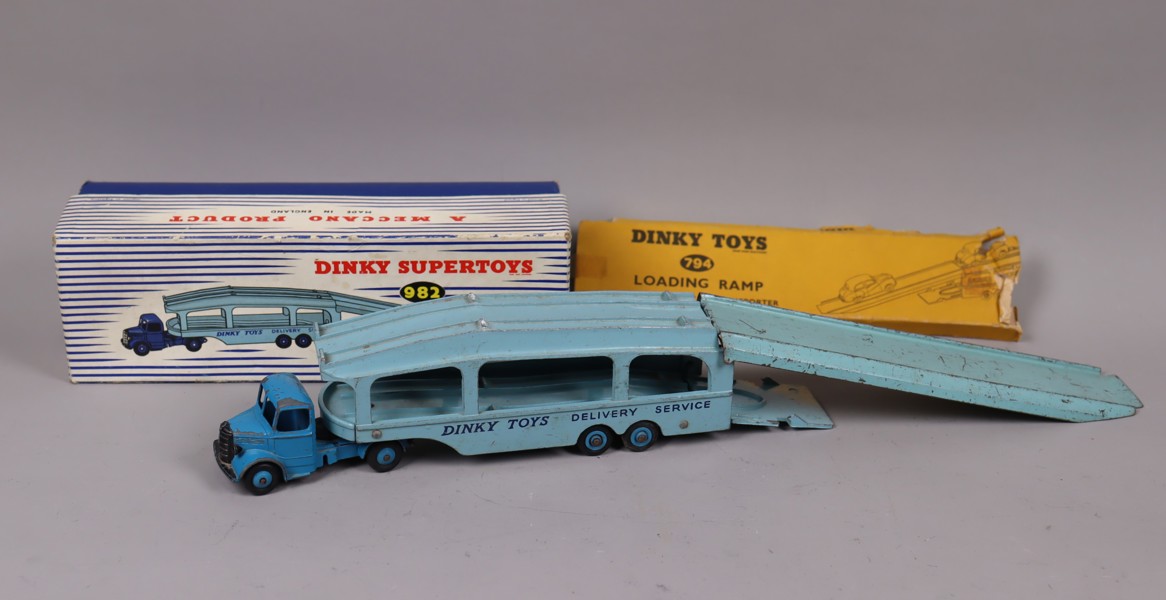 Dinky Toys, Pullmore car transporter