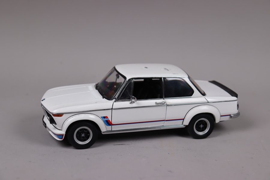 AutoArt, 1973 BMW 2002 Turbo, 1:18