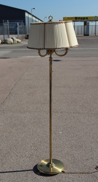 Armaturbolaget, Malmö, "Typ 48", golvlampa i mässing