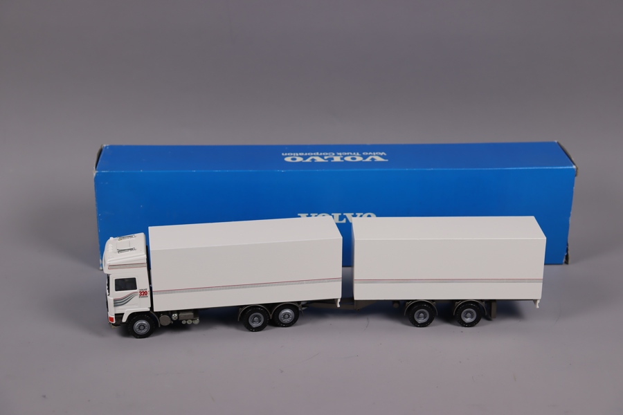 Conrad, Volvo F10 Eurotrotter, 1:50