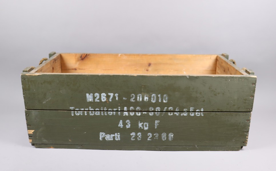 Militärlåda i trä, torrbatteri A60-90