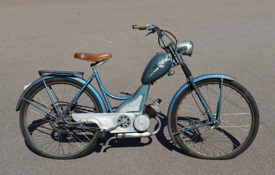 Tobo Bruk, Centrum, "Monarped", moped, 1953