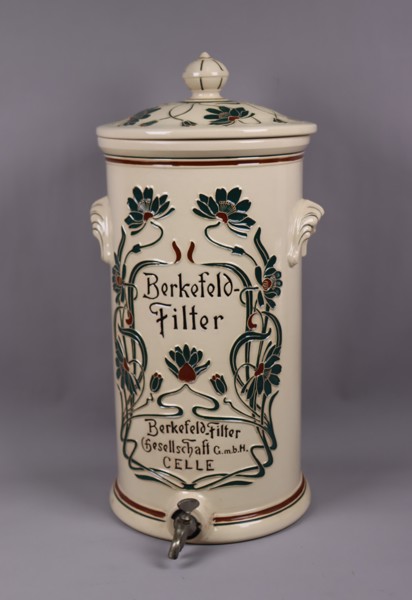 Berkefeld Filter, Gesellschaft G.M.B.H Celle, vattenfilter i stengods, jugend, ca 1900