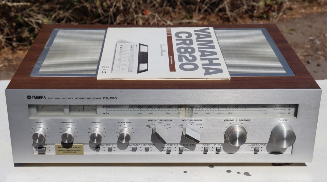 Yamaha CR-820 Natural Sound Stereo Reciever