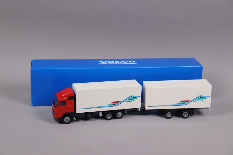 Conrad, Volvo FH12 6x2 2-axle Trailor, 1:50