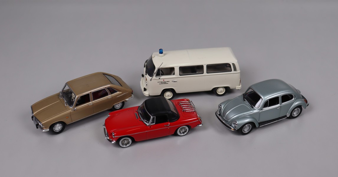 MiniChamps, VW, MGB, Renault, 1:43, 4st