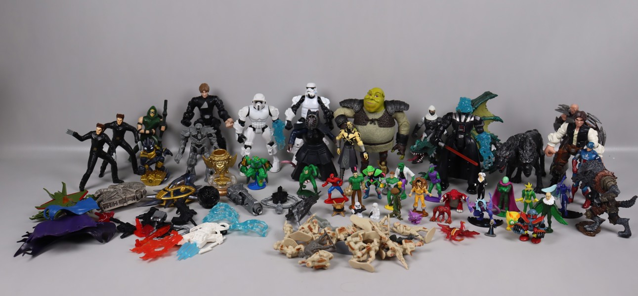 Diverse leksaksfigurer, Shrek, Star Wars, Marvel mm