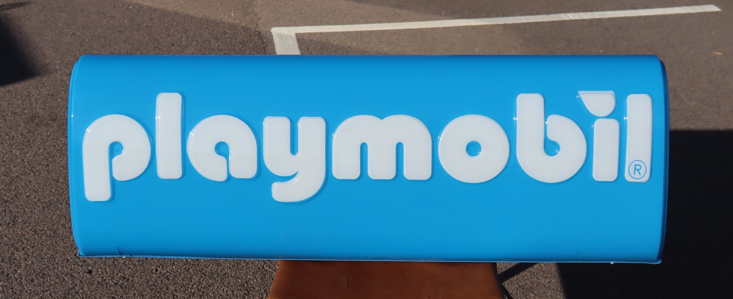 Playmobil reklamskylt med belysning