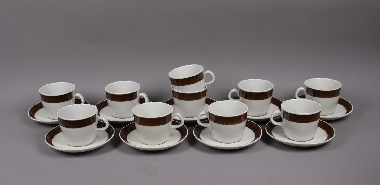 Herta Bengtsson, Rörstrand, "Koka", kaffeservis, 19 delar