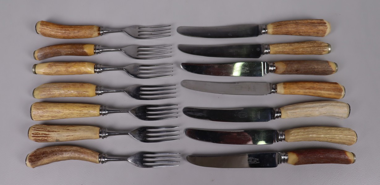 Cooper Bros & Sons Ltd, Harrison Fischer & Co, hjorthornsbestick (Staghorn cutlery), 14 delar