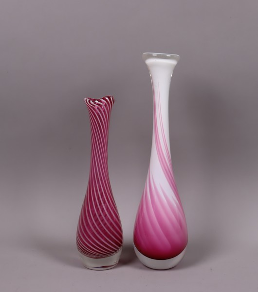 Vaser i rosa glas, 2st