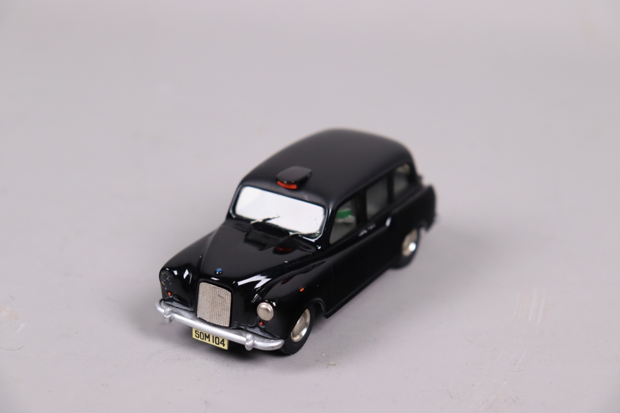 Somerville, Austin F.X.4 Taxi, 1:43