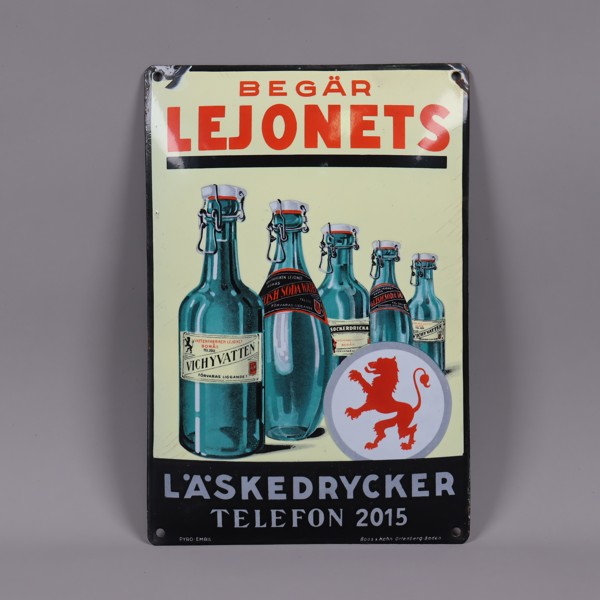 Lejonets Läskedrycker, emaljskylt, 1930-tal