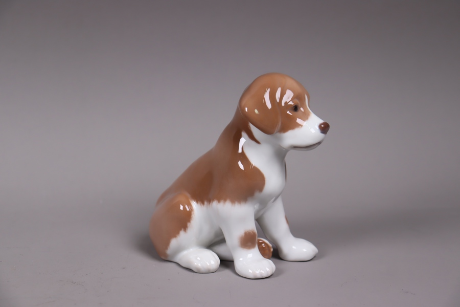 Niels Nielsen, Bing & Gröndahl, "St. Bernard Puppy", figurin i porslin