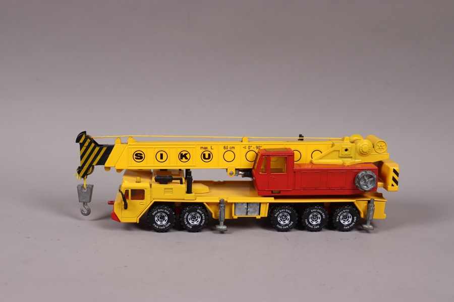 Siku, Mercedes Benz 2232 Autotransporter, Faun Hydraulic Crane Truck, 1:55