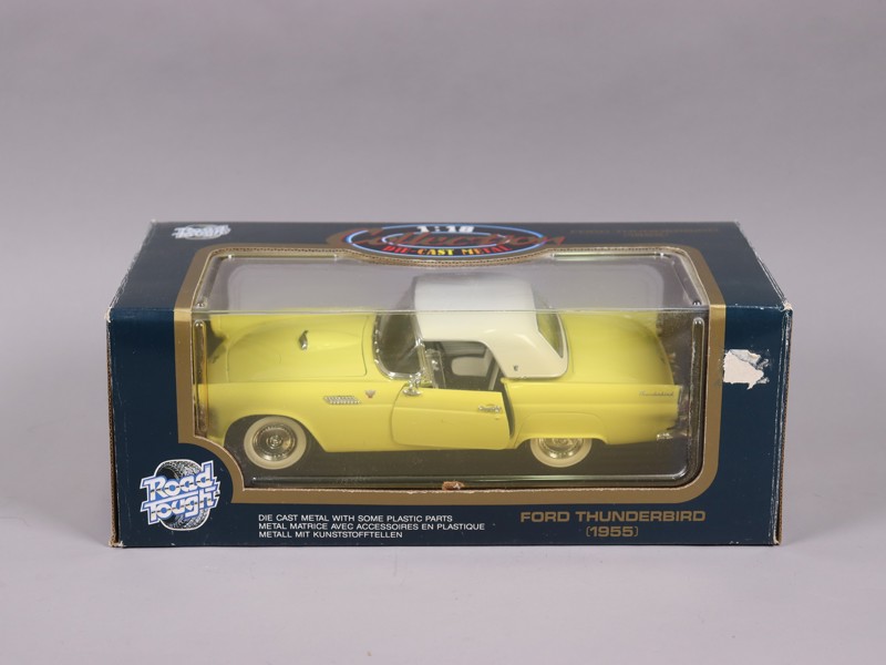 Road Tough, 1955 Ford Thunderbird, 1:18