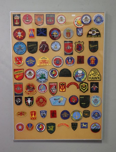 Militära tygmärken/patches, inramat