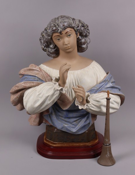 Antonio Ballester, Lladro, "Doncella con Dulzaina", byst med kvinna som spelar flöjt