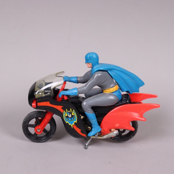 Corgi #268, Batman på Batbike