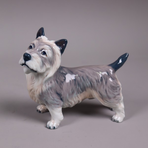 Dahl Jensen ,"Cairn Terrier", figurin No. 1149 i porslin