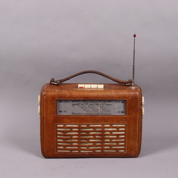 AGA 3140 A transistor radio, 1958