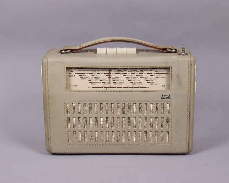 AGA 3420 transistor radio, 1963