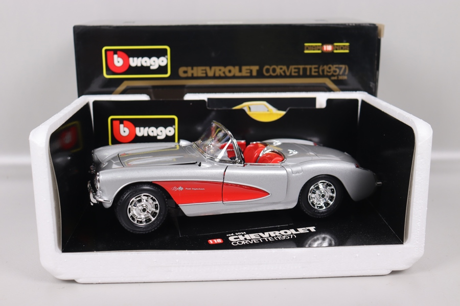 Burago, 1957 Chevrolet Corvette, 1:18