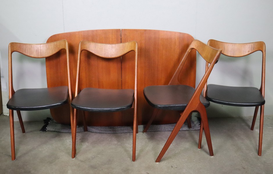 Albin Johansson & Söner, Hyssna, 4 stolar och matbord i teak, 1950-/60-tal