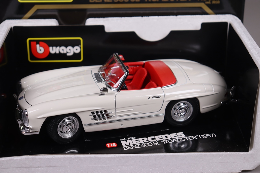 Burago, 1957 Mercedes Benz 300SL "Roadster" , 1:18