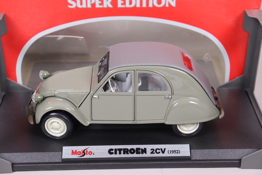 Maisto, 1952 Citroen 2CV , 1:18