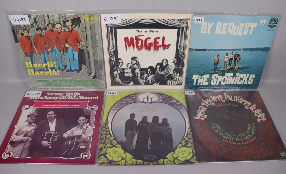 LP-skivor, 64st, blandat, Barbapapa, Kapen Zoom, Johnny Cash, Pippi Långstrump, Spotnicks mm