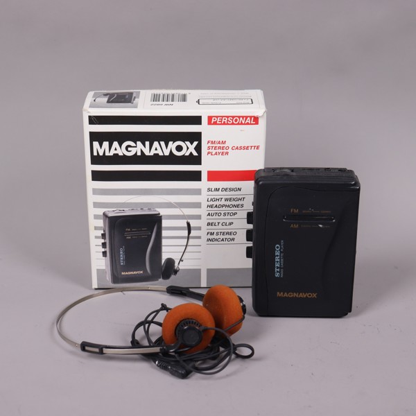 Magnavox Freestyle stereo cassette player