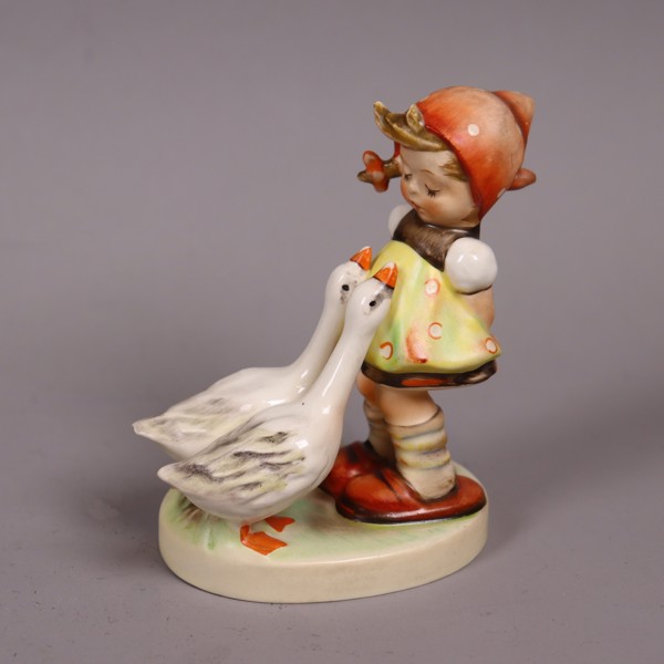 Goebel, Hummel, figurin 47/0, "Goose girl"