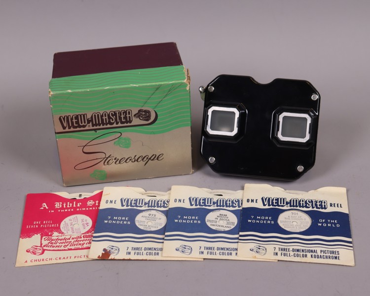 View-master Stereoscope, Model C, 1946-1955 samt bildskivor i originalförpackning