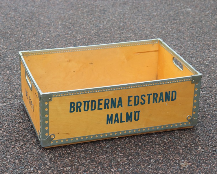Trälåda, "Bröderna Edstrand Malmö", förstärkta kanter_50239a_8dc5572c05f8c34_lg.jpeg