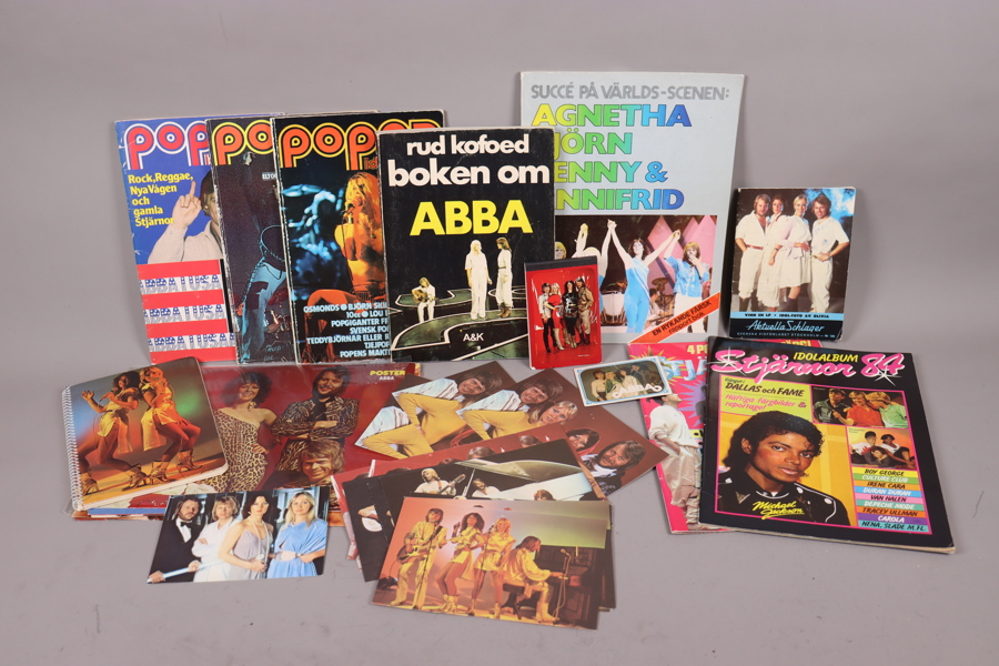 Abba memorabilia, posters, Benny Anderssons autograf, tidningar med Abba i mm_50290a_8dc56dfb0d56474_lg.jpeg