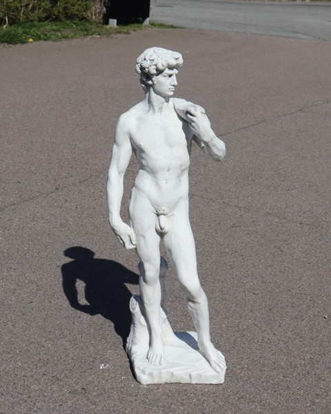 Michelangelo, "David", trädgårdsskulptur i vit betong_50526a_8dc5c6bd533df7f_lg.jpeg