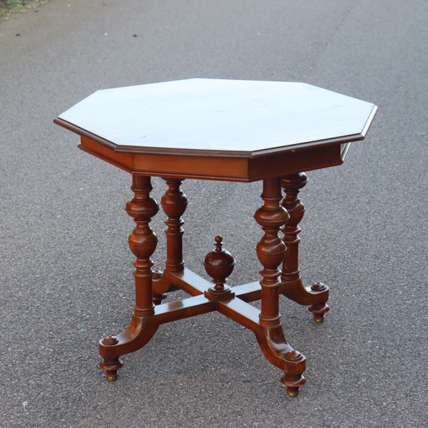 Salongsbord, åttakantigt, renässansstil, 18/1900-tal_50557a_8dc5d085d4197f9_lg.jpeg