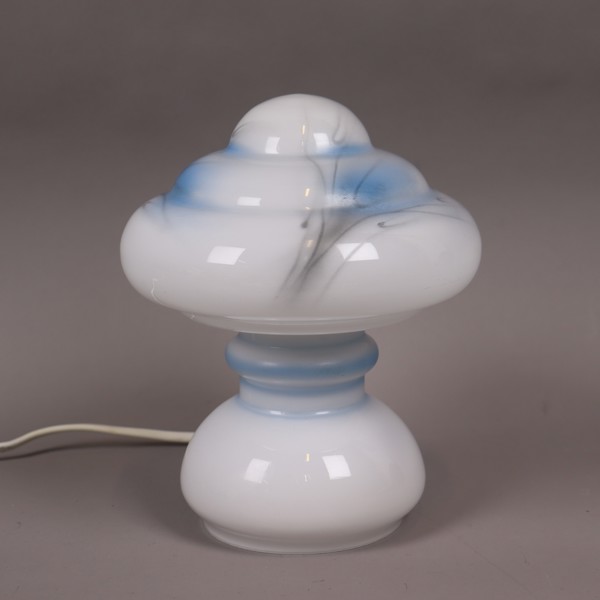 Rosdala Glasbruk, svamplampa i glas med vitt underfång, "Atomic Mushroom" stil _50624a_8dc5e976875e818_lg.jpeg