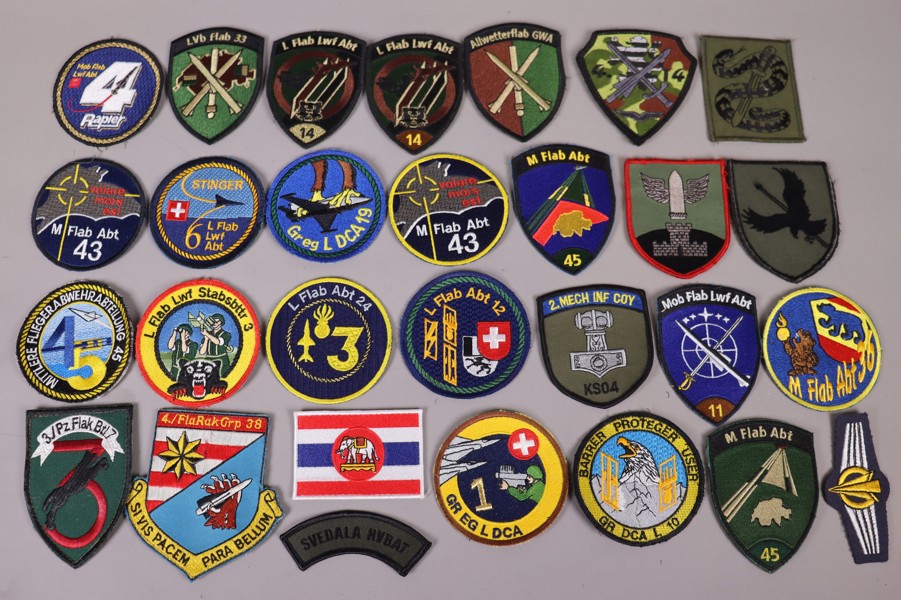 Militära tygmärken/patches/insignia, 29st_50832a_8dc61f287dda0fa_lg.jpeg