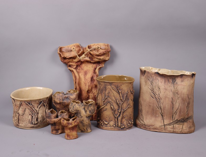 Gertrud Petersson, Trelleborg, diverse keramik vaser, 8 delar_51198a_8dc6bf4d5668376_lg.jpeg